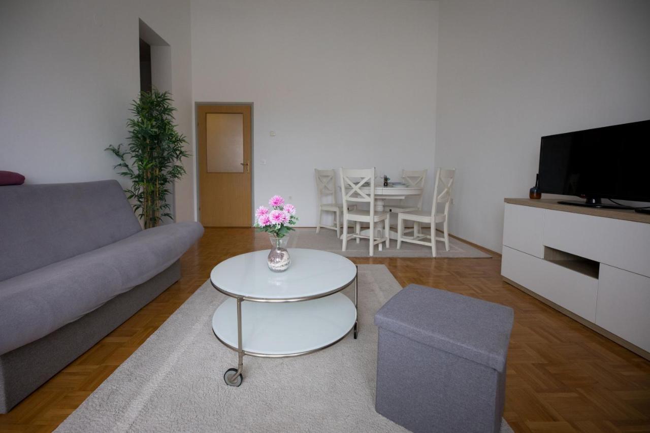 오시예크 Apartman Ana 아파트 외부 사진
